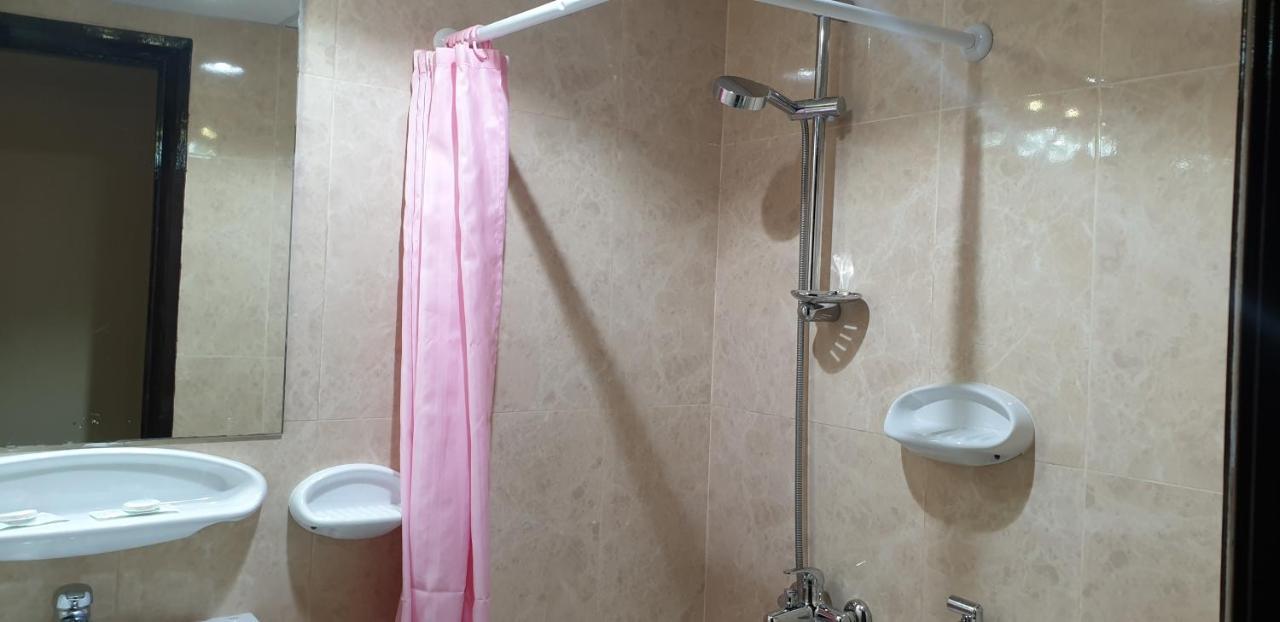 فندق رويال كريك دبي المظهر الخارجي الصورة